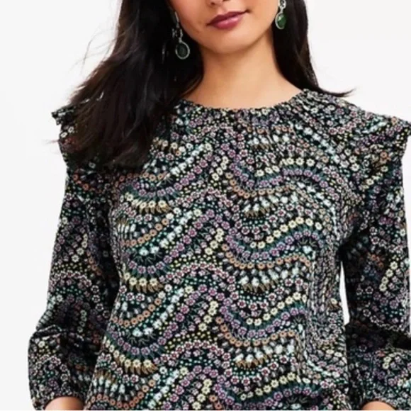 LOFT Ruffled Black Floral 3/4 Sleeve Feminine Blouse  Cotton Tie Back Top - Picture 2 of 13